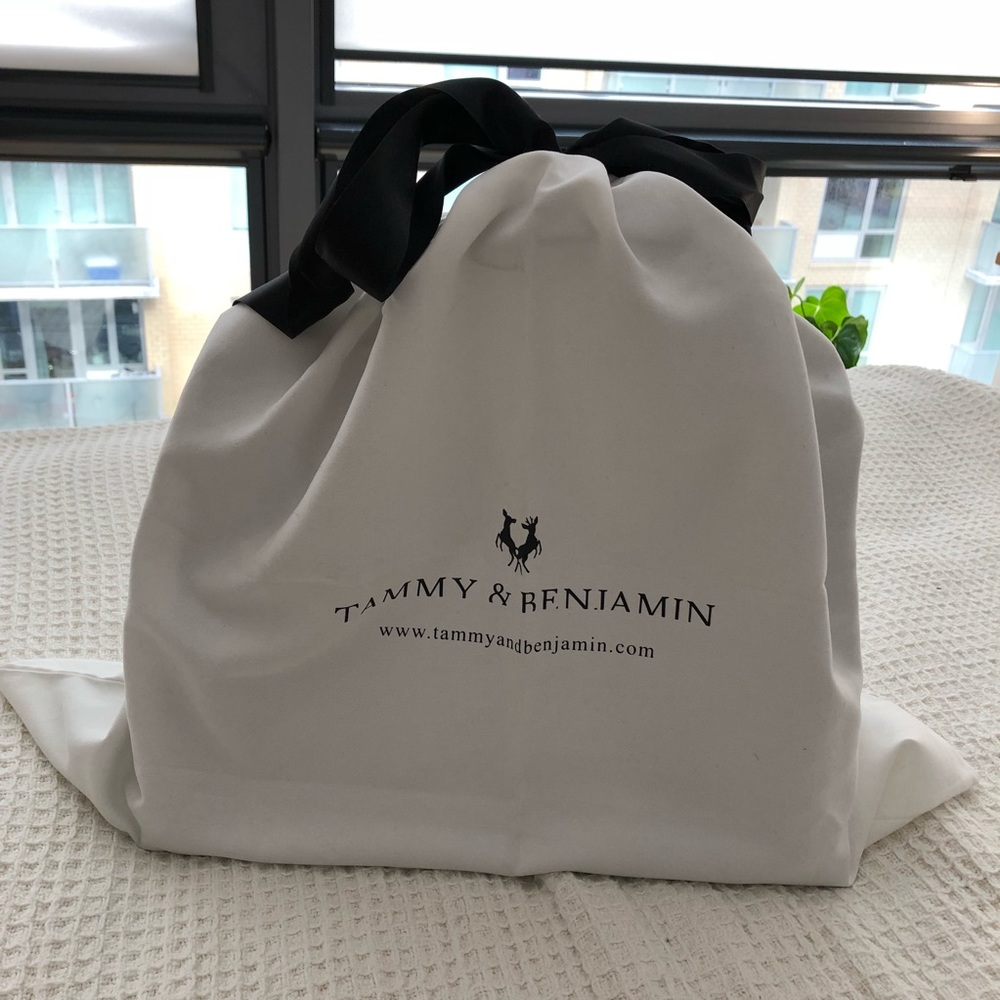 Tammy & Benjamin Alexa Bag - Picture 7 of 8